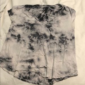 American eagle V neck